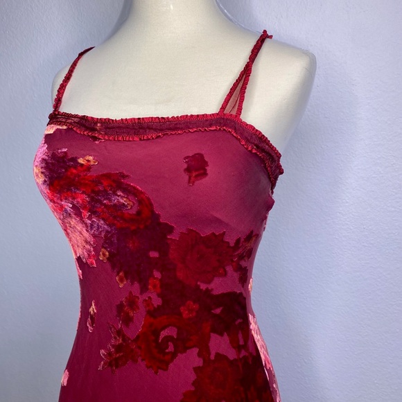 Betsey Johnson Dresses & Skirts - Betsey Johnson Crushed Velvet Maxi Dress